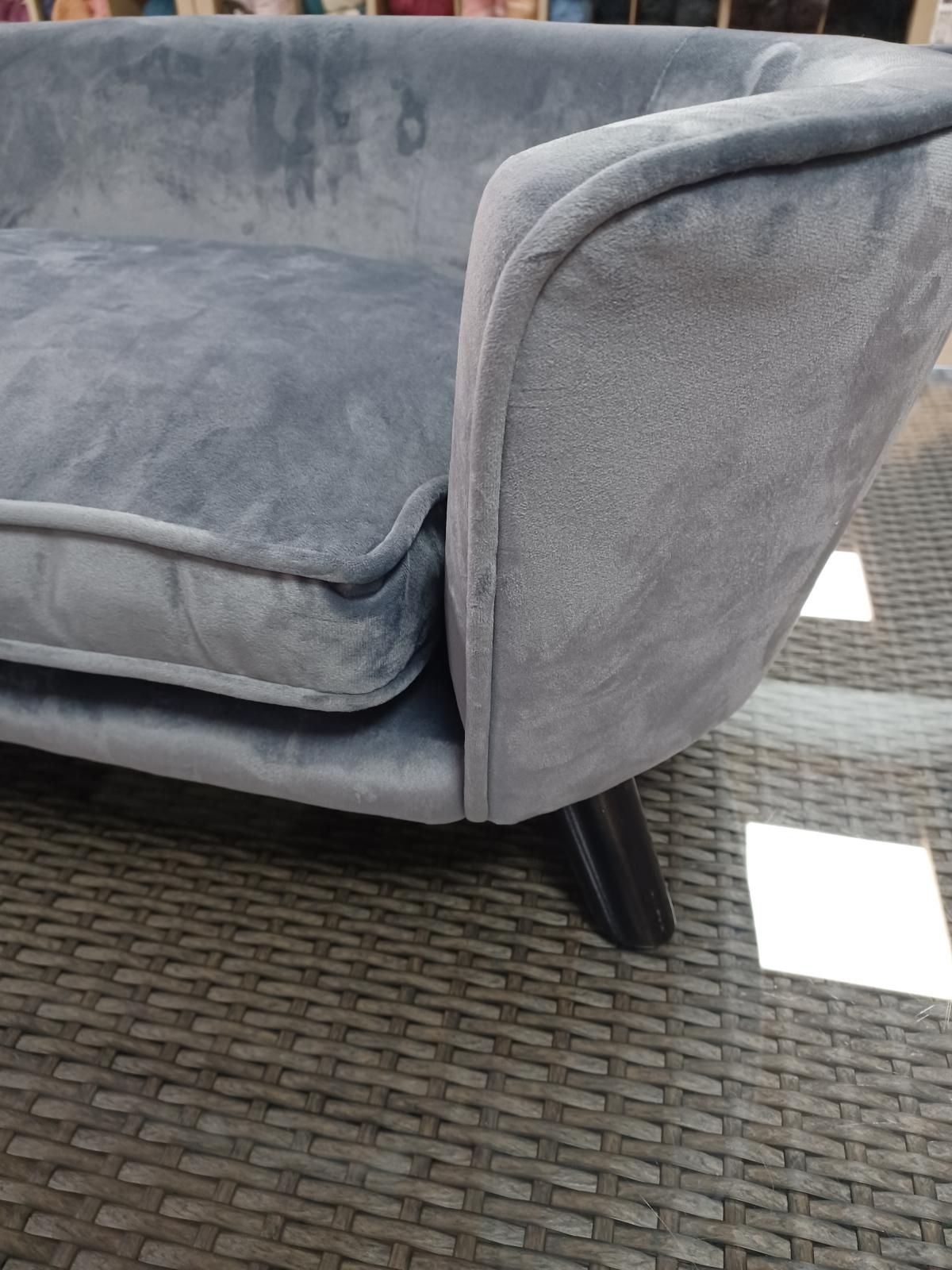Hondenmand enchanted pet Romy sofa