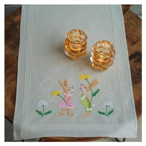 tafelloper bedrukt 40X100 cm paaskonijn