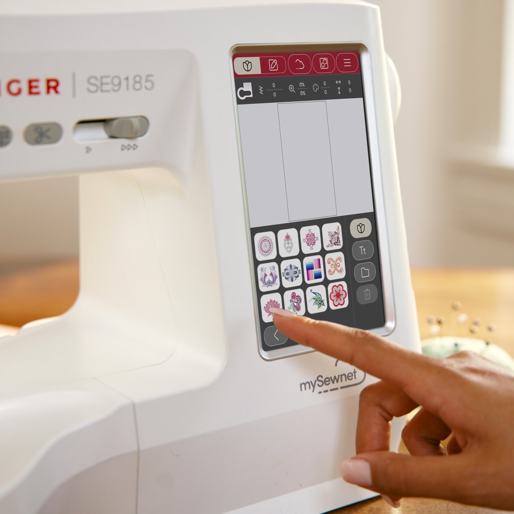 Naai-en borduurmachine Singer SE 9185